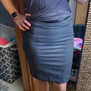 H&M’ pencil skirt